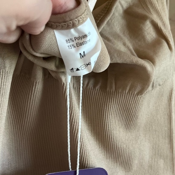 NWT Viral Influencer Hey Shape Compression Bodysuit - Picture 6 of 6